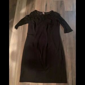 Lace body con dress